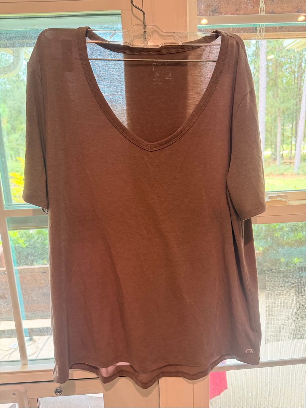 GAP Brown V-Neck Short Sleeve Tee